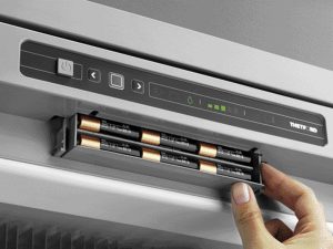 Batterie Fach THETFORD R3G für Kühlschrank E-Serie schwarz