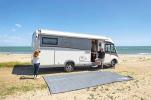 Store de toit F80 L, boîtier polar white, toile royal grey