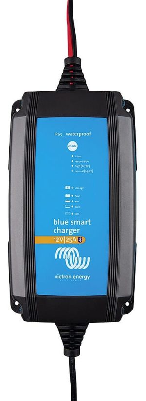 Akkuladegerät Victron Blue Smart IP65 Charger + DC-Anschluss