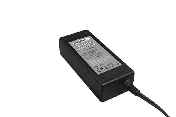 Alimentation électrique universel, 12V / 5A 2,1mm prise femelle - Image 2